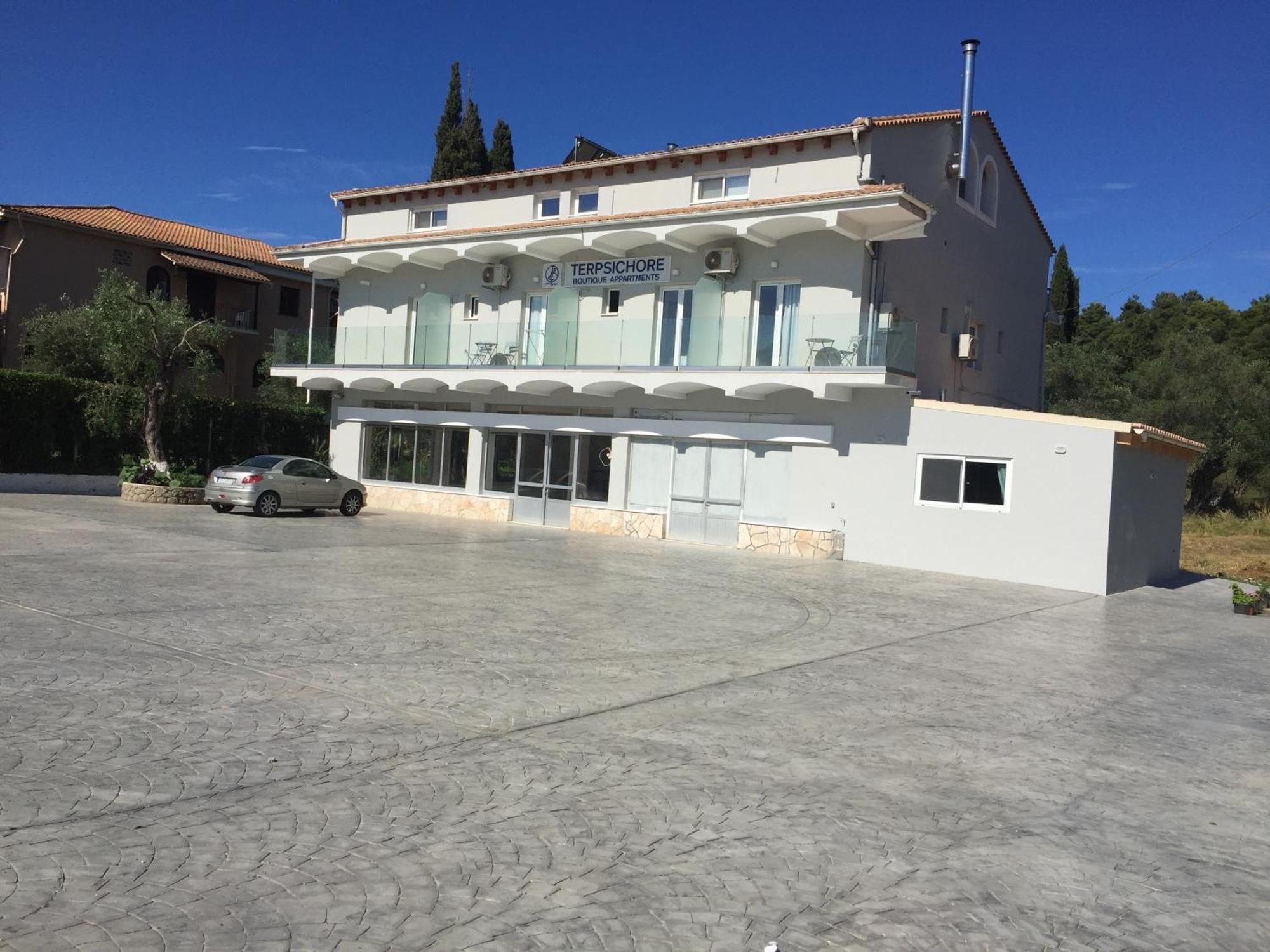 Terpsichore Boutique Appartments Dassia  Exterior photo